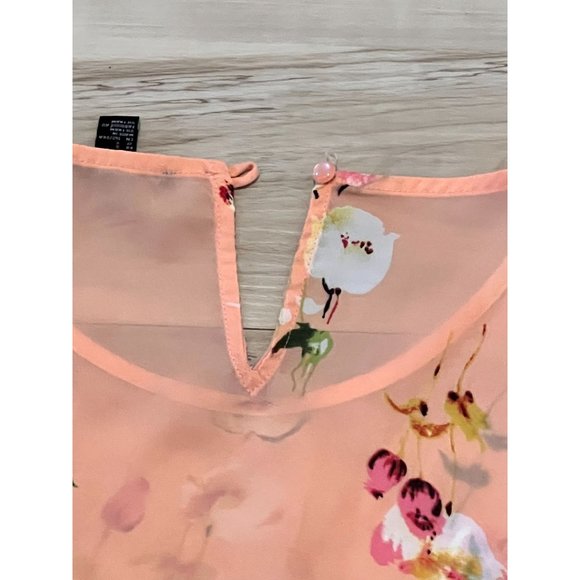 FOREVER 21 PEACH TOP WITH FLOWERS - Picture 5 of 5